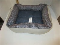 Small pet bed