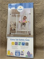 Regalo extra tall safety gate