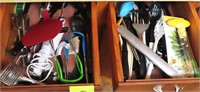 Contents of 2 Kitchen Drawers incl. Micro Planer,