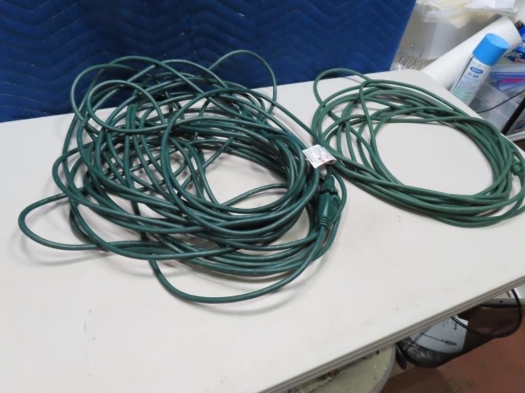 (2) Extension Cords 100' & 25'