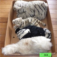 VINTAGE PLUSH ANIMALS (SEE PICS FOR CONDITION)