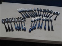 32pcs ONEIDA Flatware Spoons & Forks HD