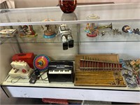 Vintage Metal Toys, Horn, Sew Machine, Robot
