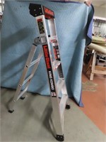 Pro LITTLE GIANT 300lb Alum 5step 60" Ladder $130
