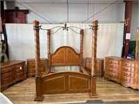 Vintage 4 Post Carved 5pc Bedroom Set