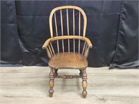 WINDSOR CHILD'S ARM CHAIR