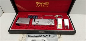 MINOLTA 16 MG SPY CAMERA-FLASH IN ORIGINAL BOX