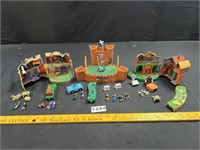 Harry Potter Mini Playsets w/ Figures