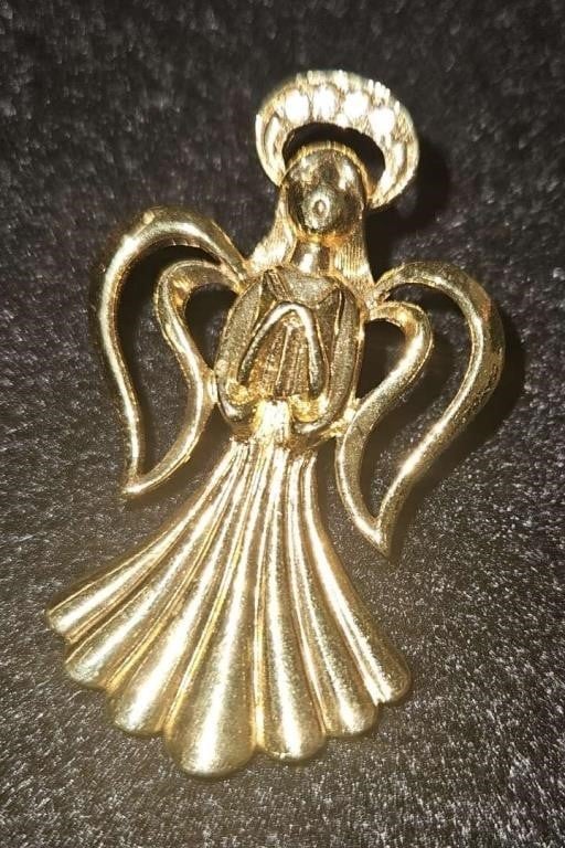 angel pin