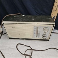 magnavox radio