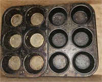 3 cupcake pans