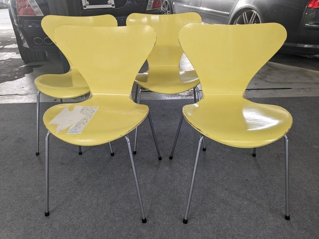 4 stk. Arne Jacobsen 7'er stole, gule
