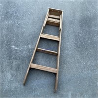 Davidson 5 Foot Wood Ladder-Saturday Only Pickup