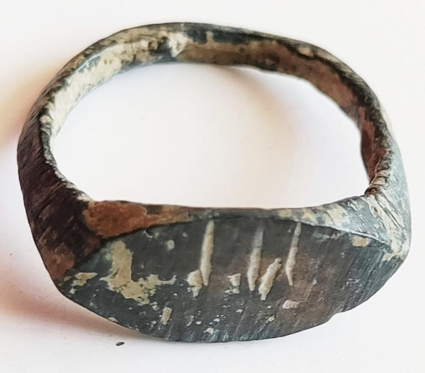 Medieval 9th-11th Century bronze ring Size 4