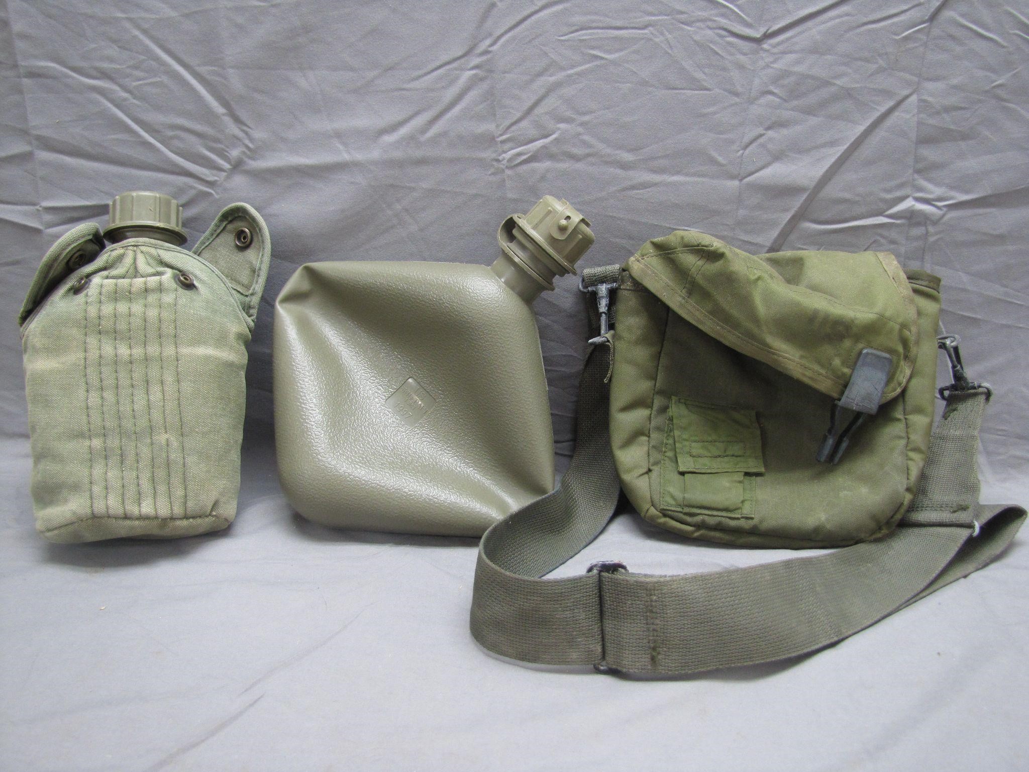Vintage WWII US 2 Canteens & 1 Canteen Cover &