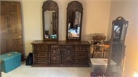 DRESSER WITH 2 MIRRORS