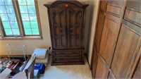 ARMOIRE - 3 DRAWERS