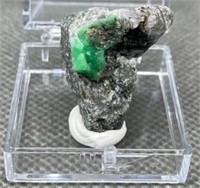 Natural green emerald mineral -23mm x 27mm