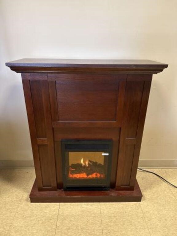 Modern Working mantel fireplace w heat