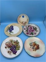 5 Assorted Vintage Floral Plates