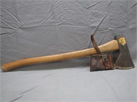 Vintage Genuine Norland Hudson Bay Axe W/Cover