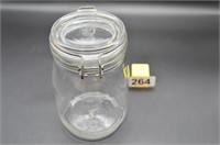 Nice 1 liter hinged lid jar 7”