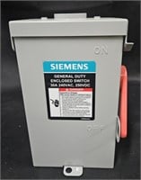 Siemens 30 AMPS enclosed switch