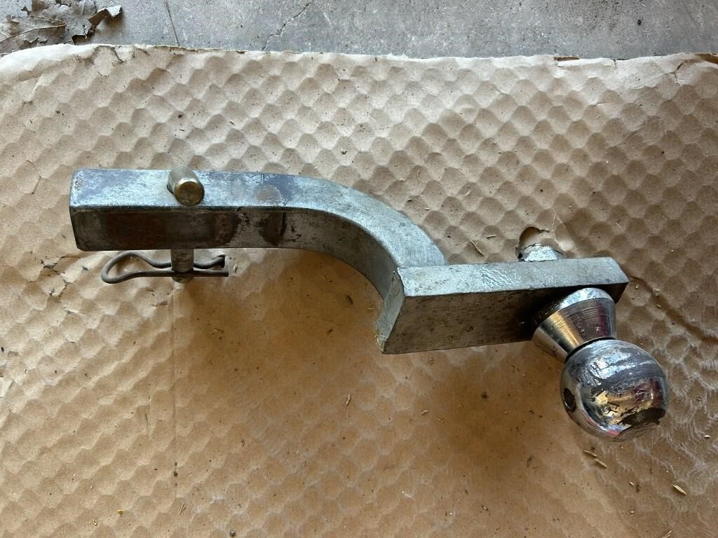 Trailer Hitch with Pin