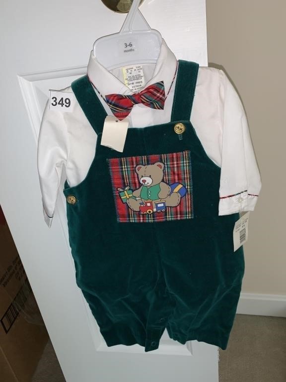 CHILDS CLOTHING SIZE 3-6 MONTHS