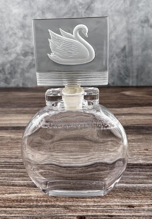 Store Display Perfume Bottle Gloria Vanderbilt