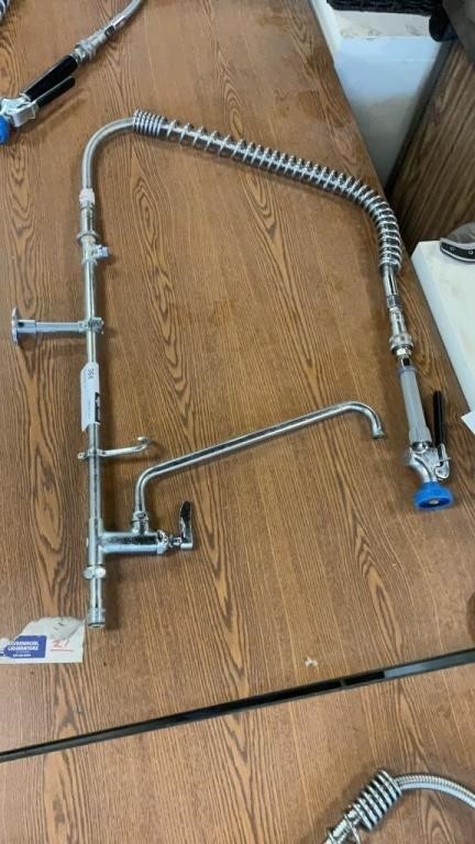 WALL MOUNTED PRE RINSE FAUCET WITH 14in add on