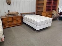 3 pc Full Bedroom set, includes mattress,