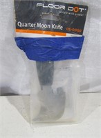 Floor Dot Quarter Moon Knife