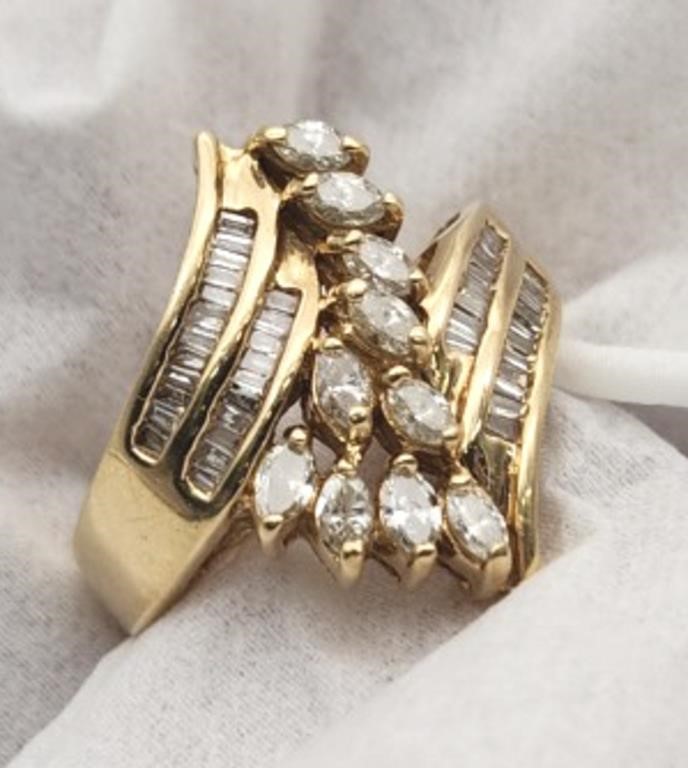 14K Gold & Diamond Ladies' Dinner Cluster Ring