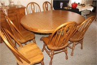Table & (6) Chairs With (2) 10” Leaves 48