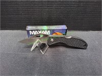 Maxam Black Pocket Knife w/ Clip