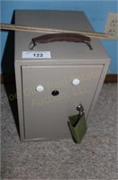 Lock Box With Key 9×11×14