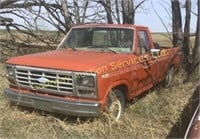 1983 Ford F-150 with 55902kms showing