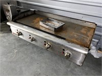 48" Natural Gas Flattop Grill [TW]