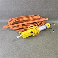Hanging Work Light with Extension Cords