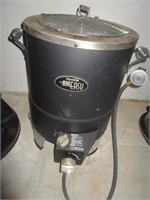 CHAR-BROIL BIG EASY DEEP FRYER GAS - PICK UP ONLY
