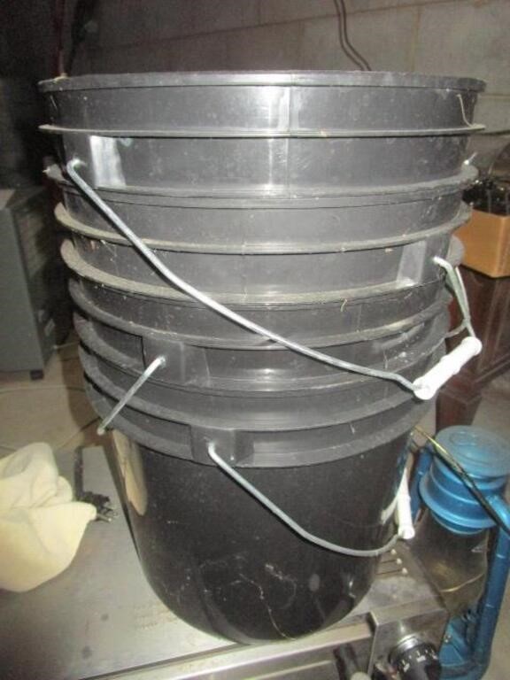 NICE 5 GALLON BUCKETS - PICK UP ONLY