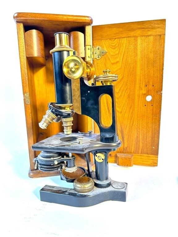 Spencer Lens Co. Microscope