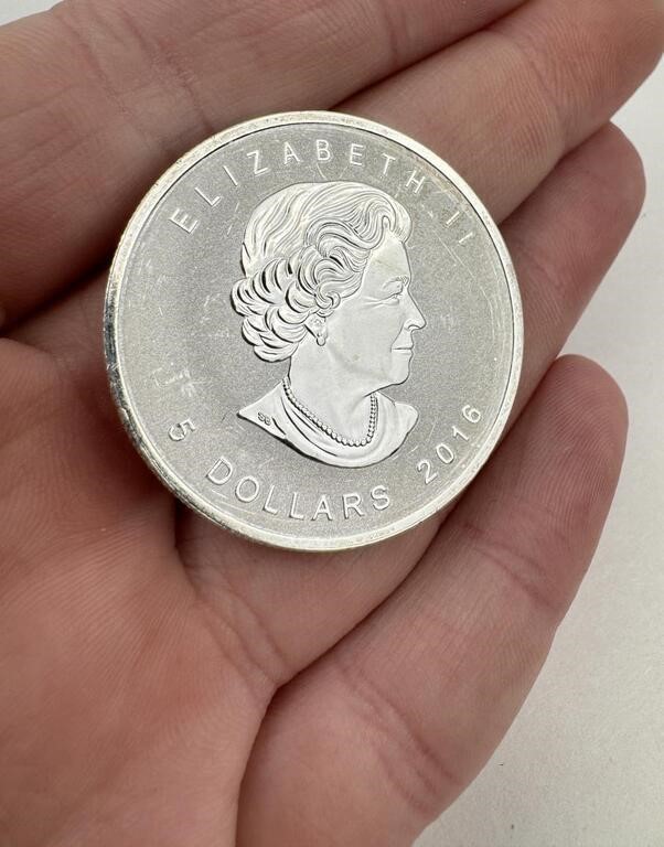 2016 Canada 1oz Silver Maple Leaf Coin