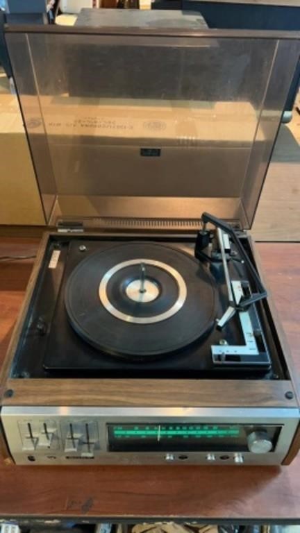 Vintage 1970s Sony Receiver Turntable as is