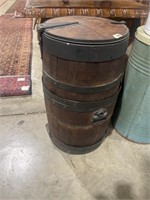 Wooden barrel cooler