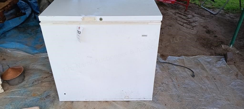 WL chest freezer drawtite Sears and roebuck 115v 6