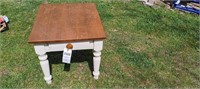 WL end table 26"X22"lX21"t