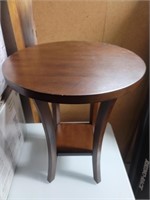 Thomasville - Wooden Round End Table