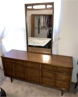 MCM Bassett Furniture Dresser w/Mirror